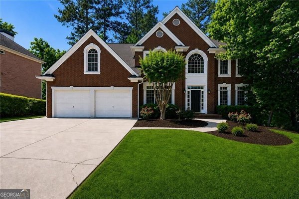 2046 Kinsmon Drive Marietta