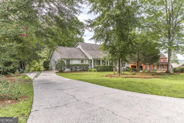 6806 Bay Point Drive, Macon