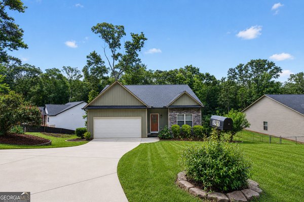 3905 Sea Court, Gainesville