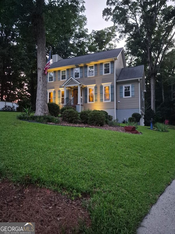 125 Rivoli Oaks Circle, Macon