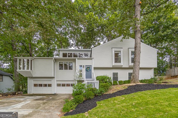 510 Wood Valley Trace, Roswell