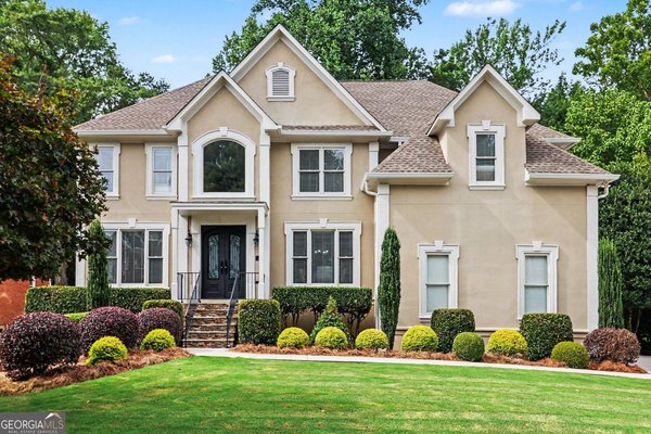 1135 Jennifer Oaks Drive Alpharetta