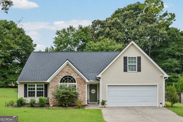 955 Downing Drive, Bethlehem