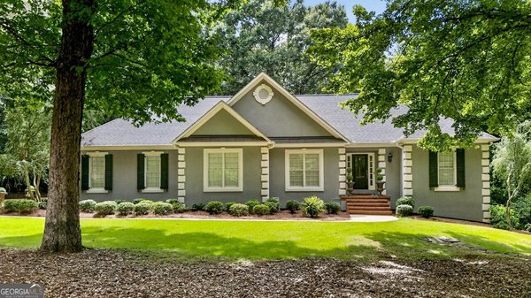 103 Windridge Drive, LaGrange