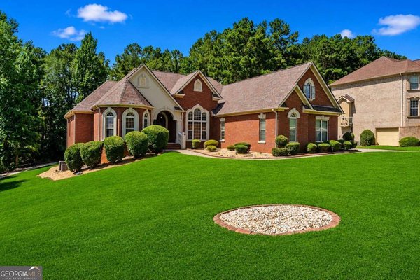 812 Treeline Drive, Conyers