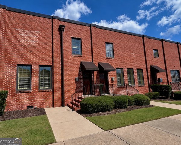 710 4th Ave, West Point