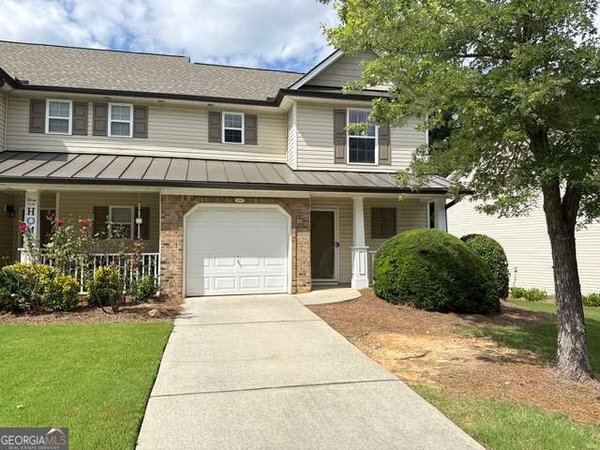 252 Darbys Crossing Court, Hiram