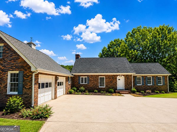 4545 Twin lakes DR Drive Monroe