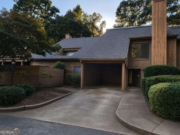 38 Willowick Court, Lithonia