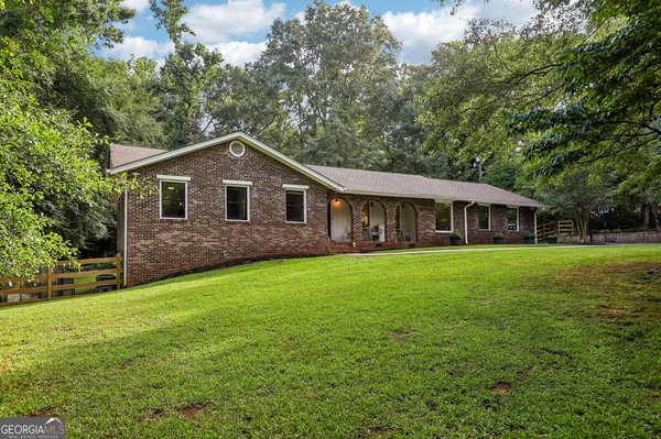 497 Crabapple Lane Peachtree City