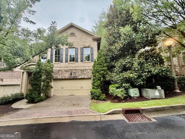 3044 Stone Gate Drive, Atlanta