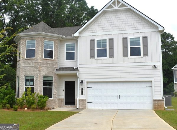 1049 Homer Lane, Stockbridge