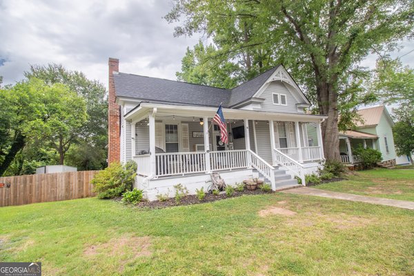 14 2nd Avenue, Newnan