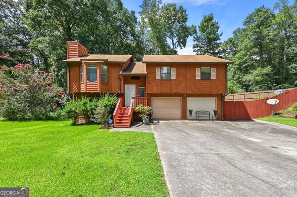 2670 Throatlatch Lane, Marietta