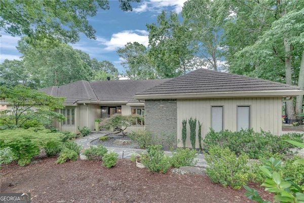 4085 Roxburgh Drive, Roswell