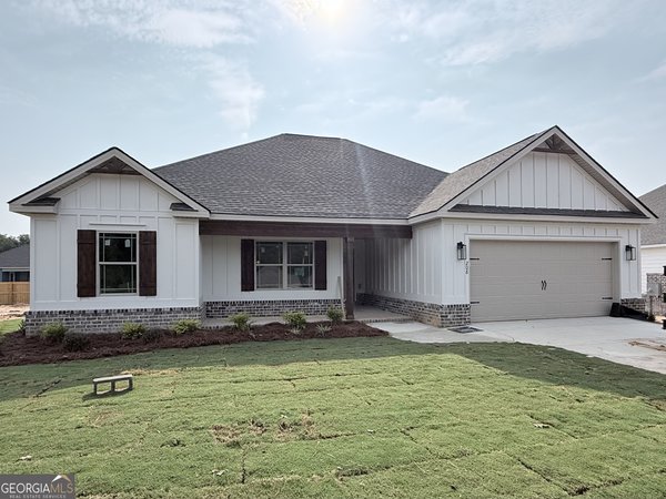 208 Hampton Chase, Perry