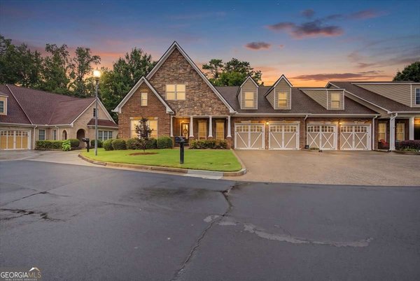 2327 Sandy Oaks Drive Marietta