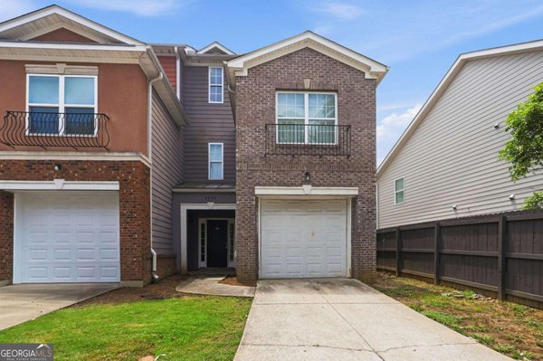 4293 Notting Hill Drive, Atlanta