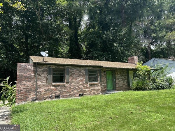 2740 Santa Barbara Drive, Atlanta