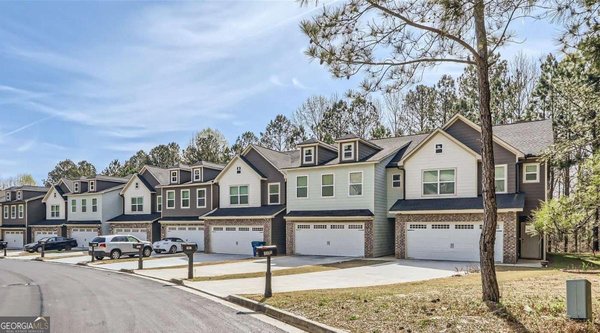 7805 Rock Rose Lane, Fairburn