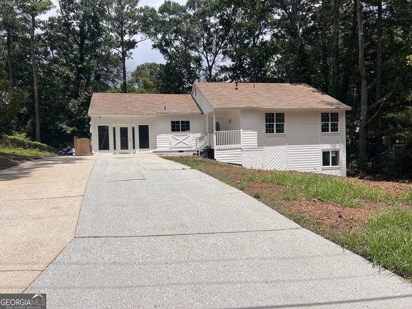 1445 Diplomat Drive Riverdale