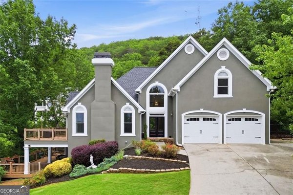 2951 Summitop Court Marietta