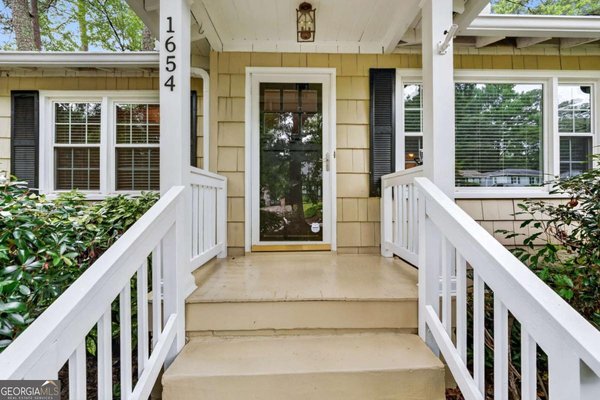 1654 Bristol Drive, Atlanta