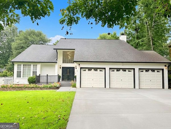 1551 Tennessee Walker Drive, Roswell