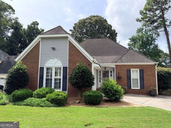 1040 Westover Court Marietta