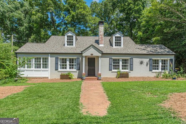17 Northside Drive, Newnan