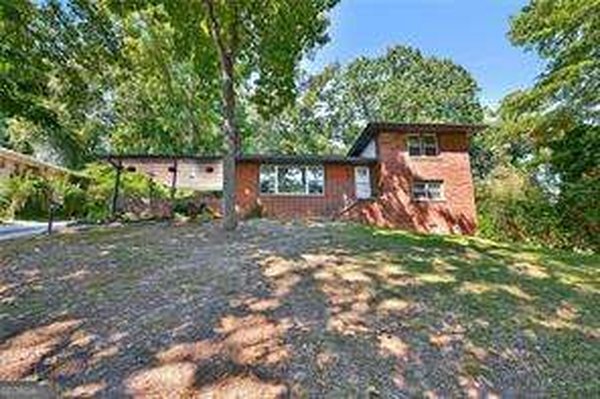 2953 Collier Drive, Atlanta