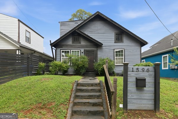 1596 Jonesboro Road, Atlanta