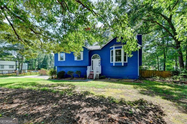 18 Silverthorne Court, Douglasville