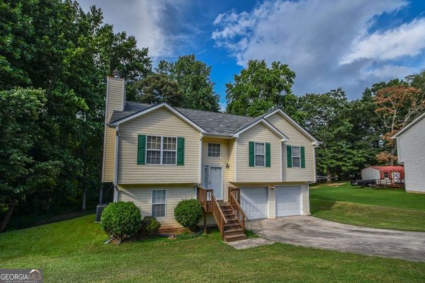 3864 Amber Glen Lane Gainesville