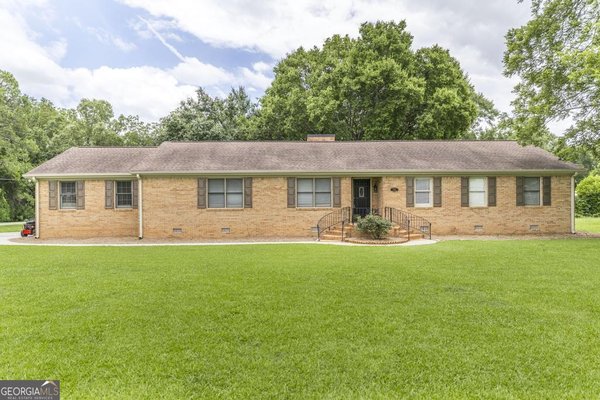 3708 Jones Road, Macon