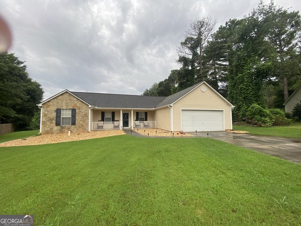 911 Castle Court, Monroe