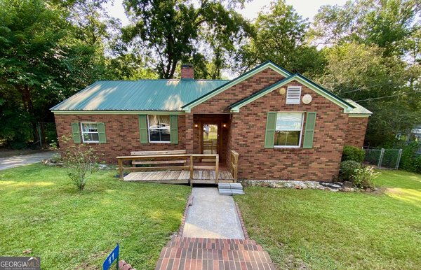 11 Commerce Court, Hawkinsville