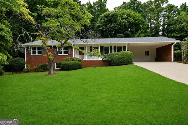 2905 Red Pine Court Duluth