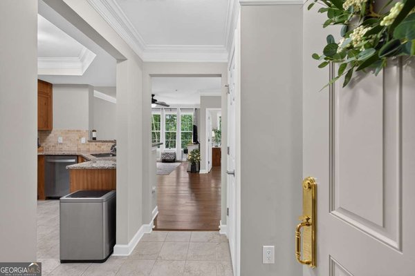 335 Ashford Circle, Atlanta