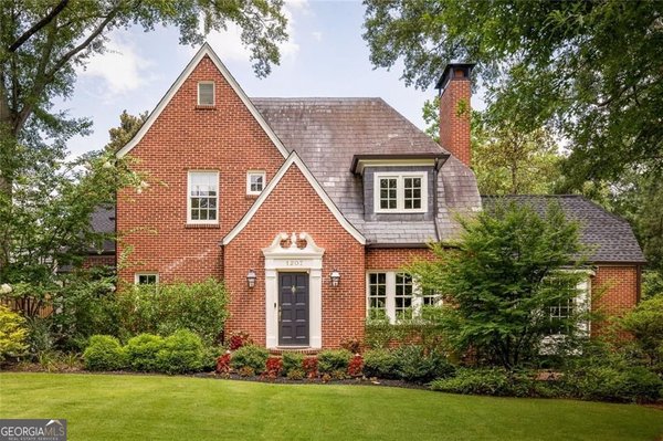 1207 Oxford Road, Atlanta