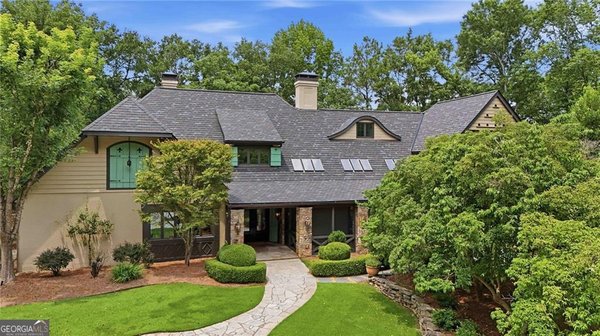 main picture of 2401 Spalding Drive, Sandy Springs