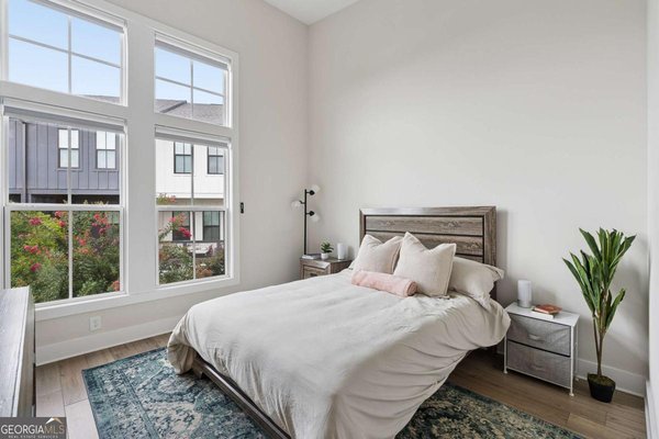 913 Brees Court, Atlanta