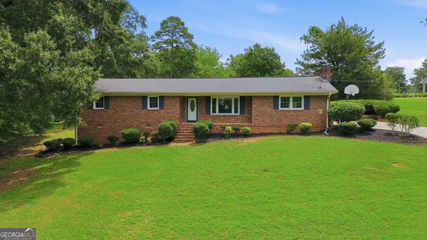 520 Springdale Drive, Royston