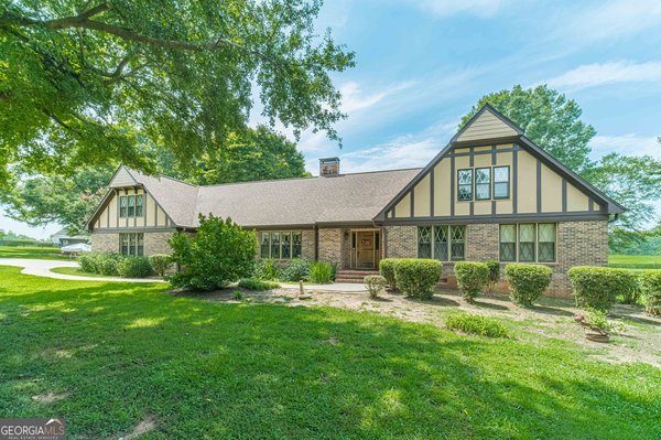 186 Kingston Road, Colbert