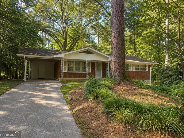 2525 Stone Road, East Point