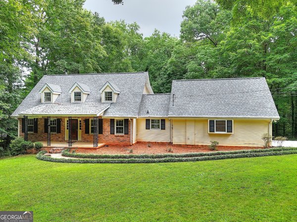 66 Lockring Drive, Lilburn