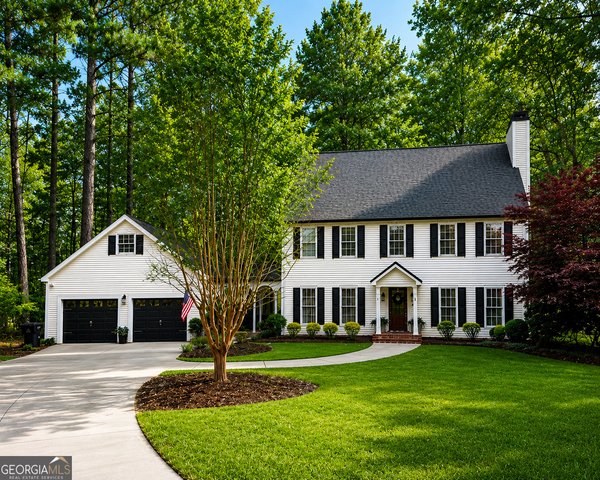 6 Oak Point, Newnan