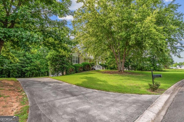 6920 Autumn Hills Drive, Cumming