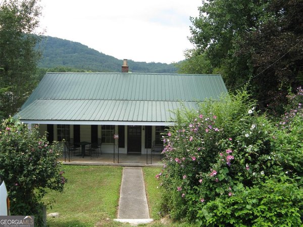 20 S. Scruggs St., Mountain City