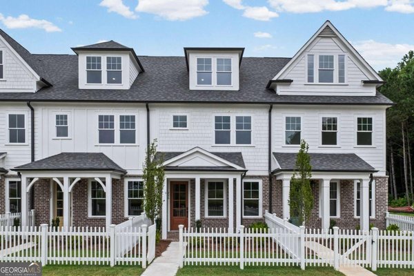 236 Village Overlook, Canton
